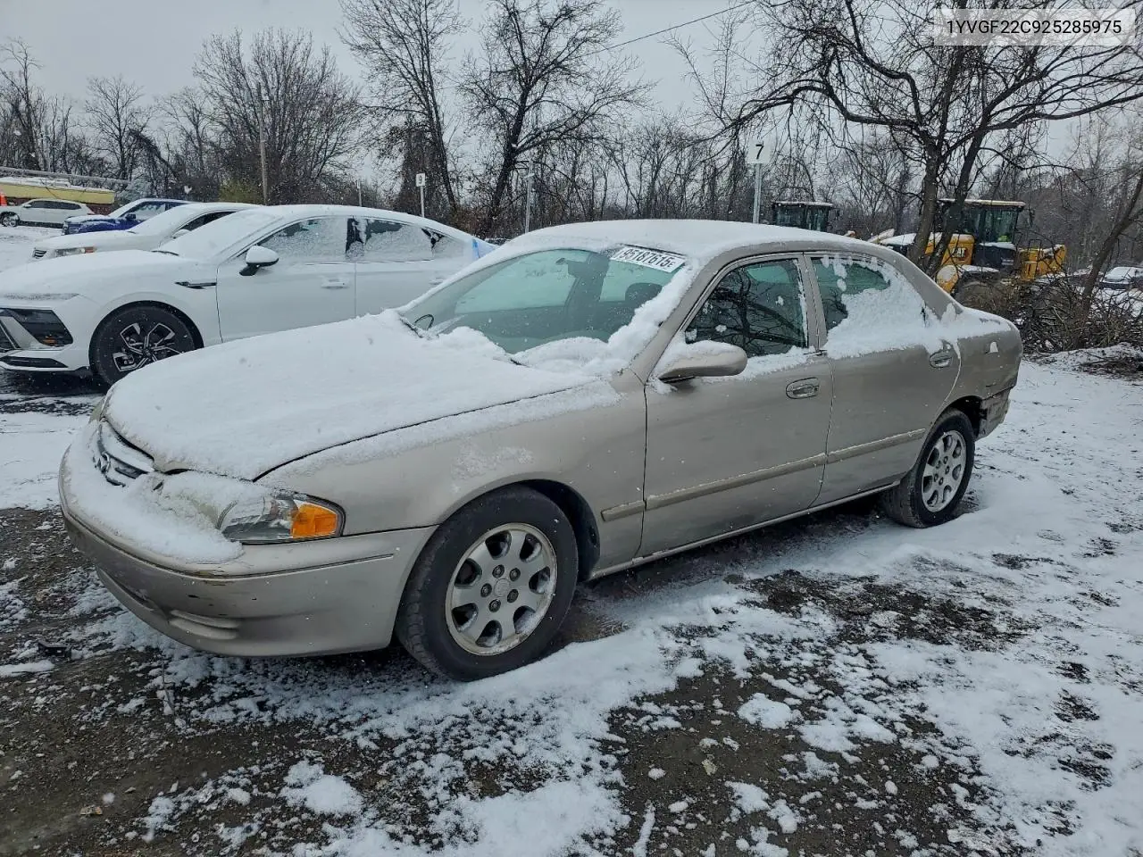 1YVGF22C925285975 2002 Mazda 626 Lx
