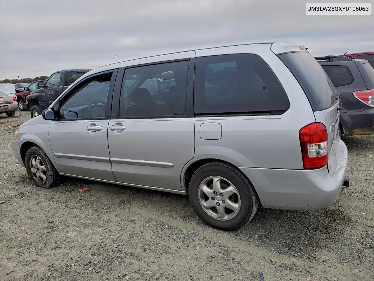 JM3LW28GXY0106063 2000 Mazda Mpv Wagon