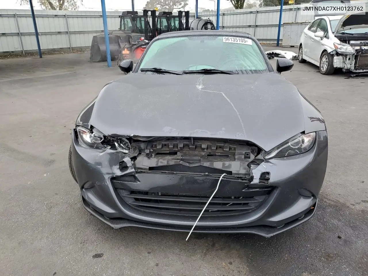 JM1NDAC7XH0123762 2017 Mazda Mx-5 Miata Club
