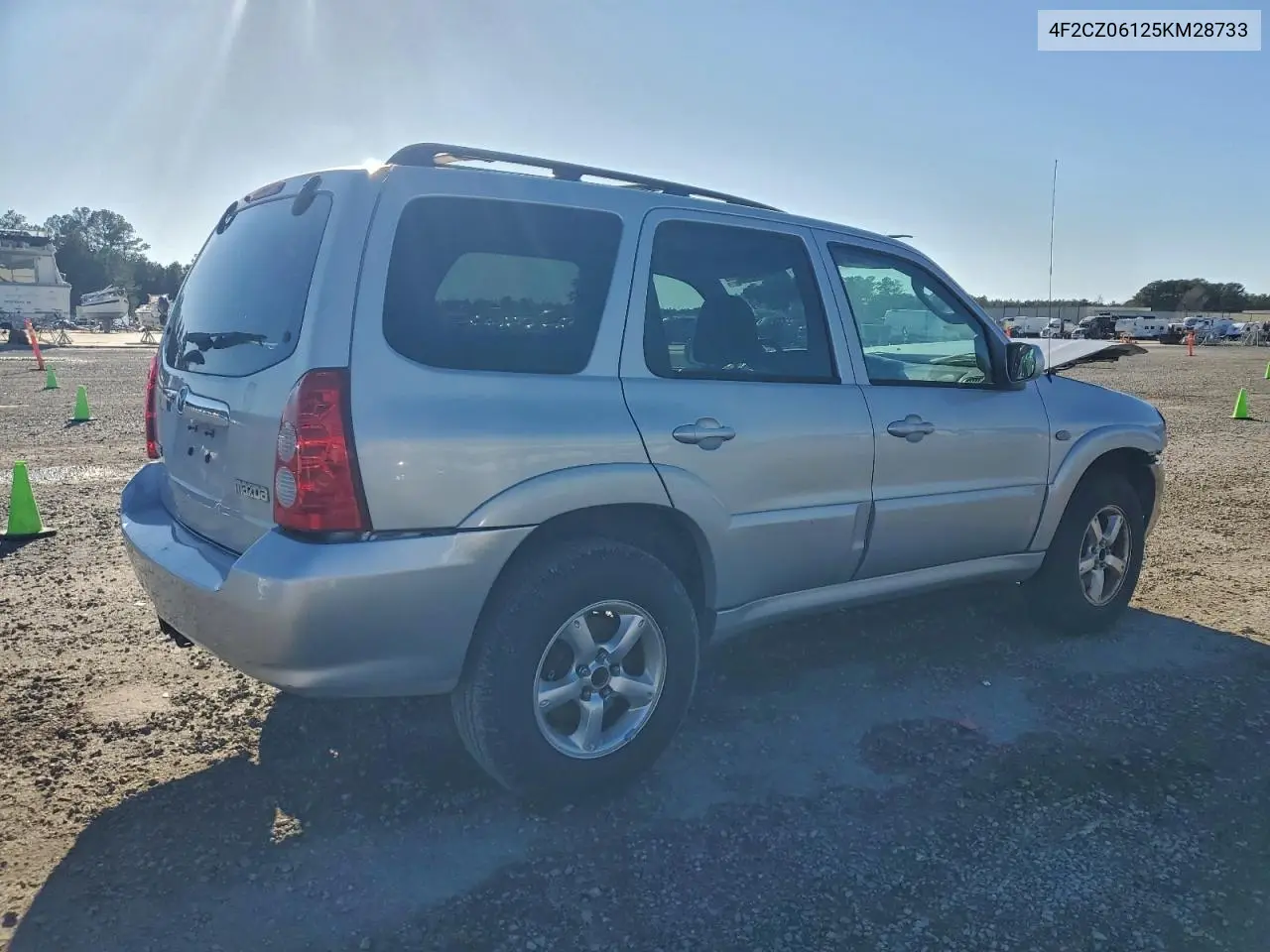 4F2CZ06125KM28733 2005 Mazda Tribute S