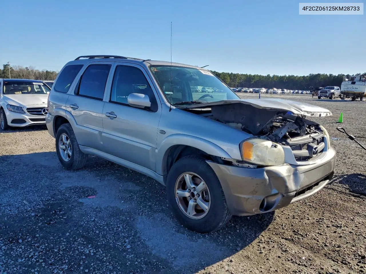4F2CZ06125KM28733 2005 Mazda Tribute S