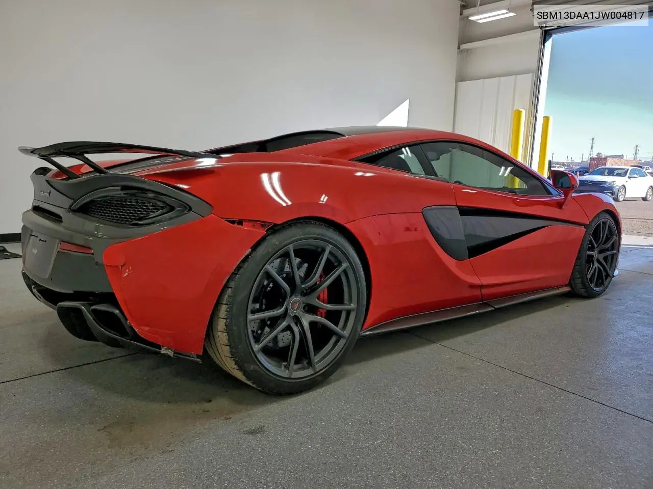SBM13DAA1JW004817 2018 Mclaren Automotive 570S