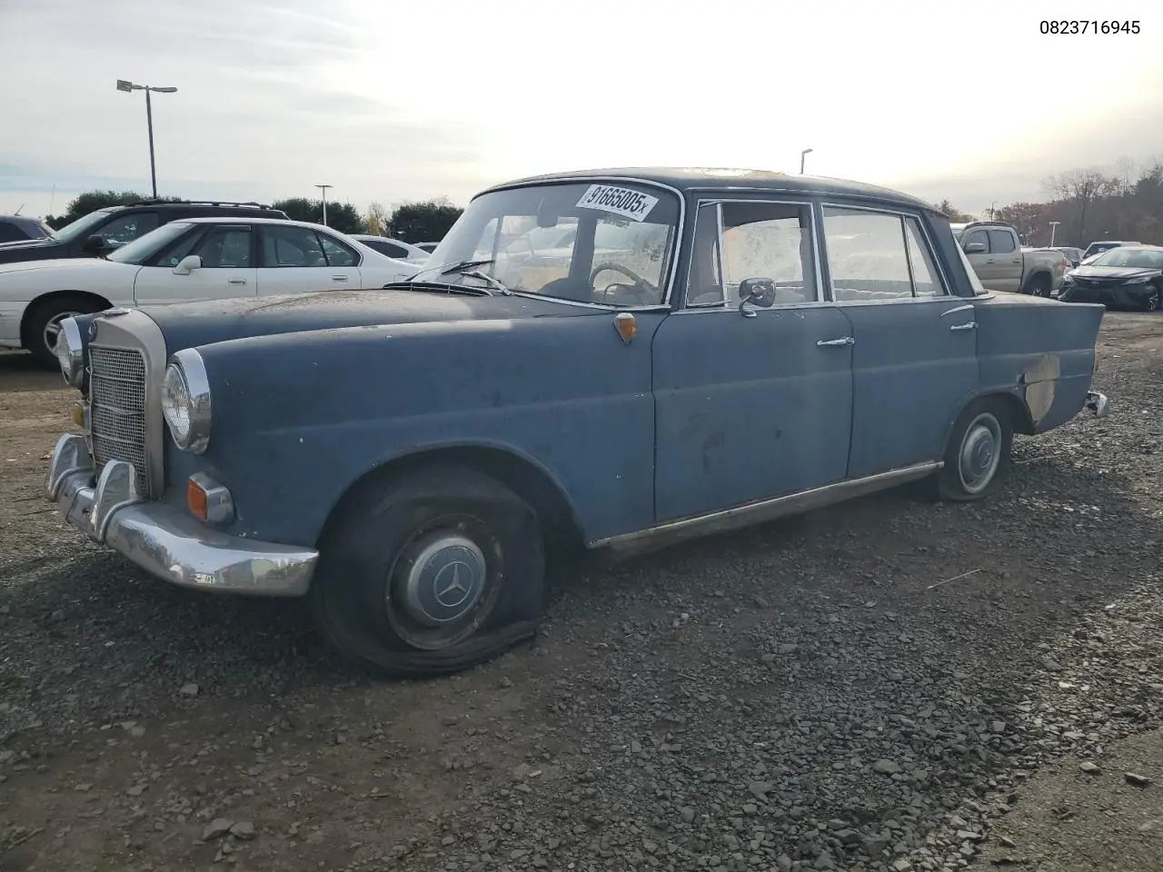 0823716945 1969 Mercedes Benz 190 D Seda