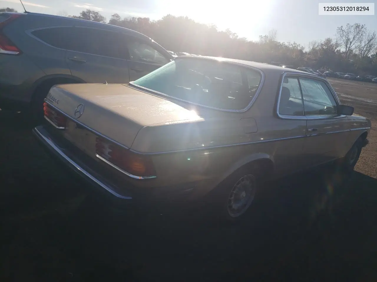 12305312018294 1980 Mercedes Benz 280 Class