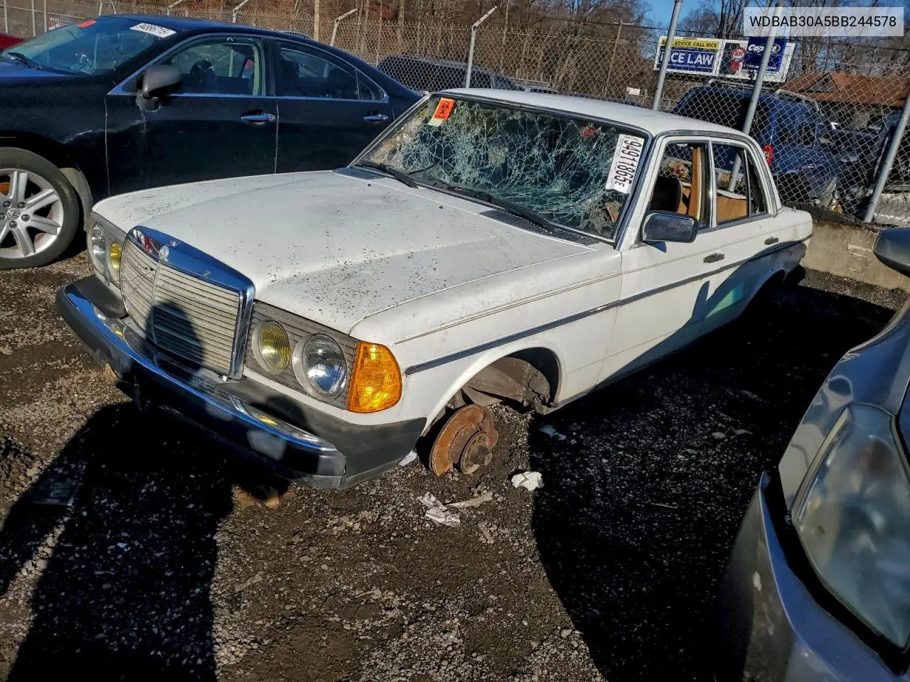 WDBAB30A5BB244578 1981 Mercedes-Benz 300 D