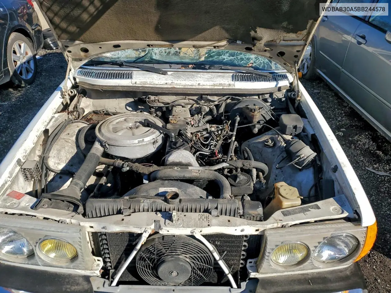 WDBAB30A5BB244578 1981 Mercedes-Benz 300 D