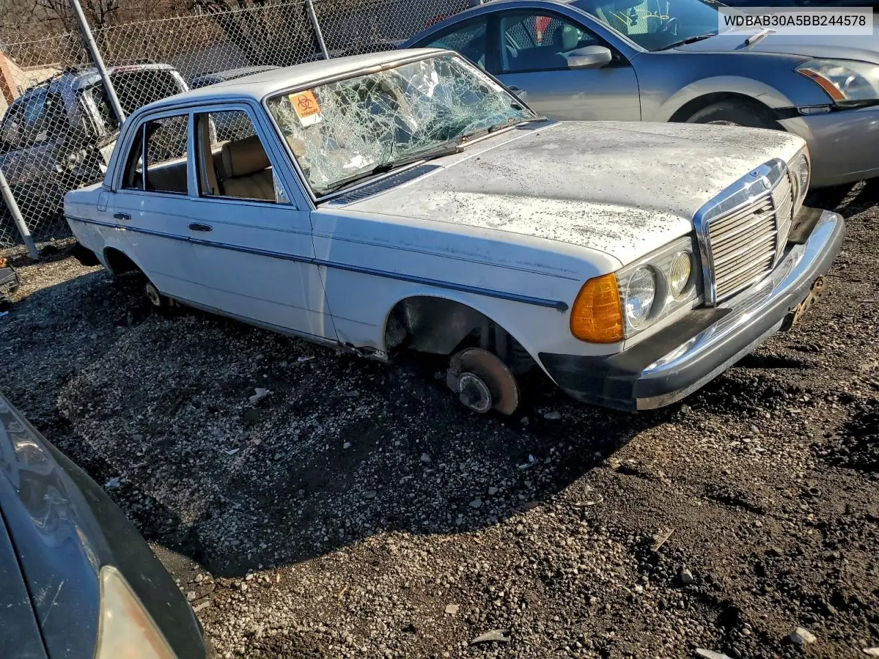 WDBAB30A5BB244578 1981 Mercedes-Benz 300 D