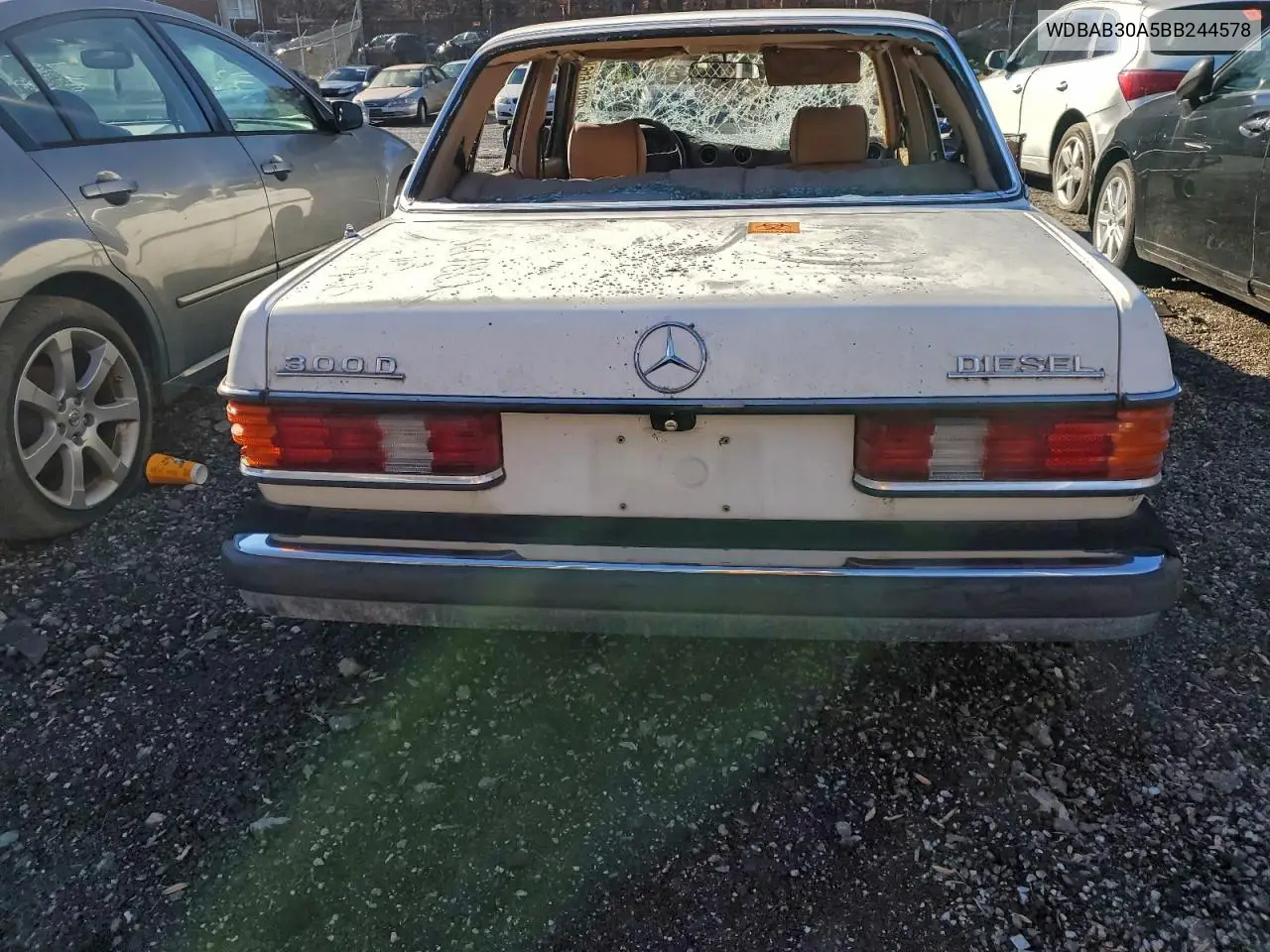 WDBAB30A5BB244578 1981 Mercedes-Benz 300 D