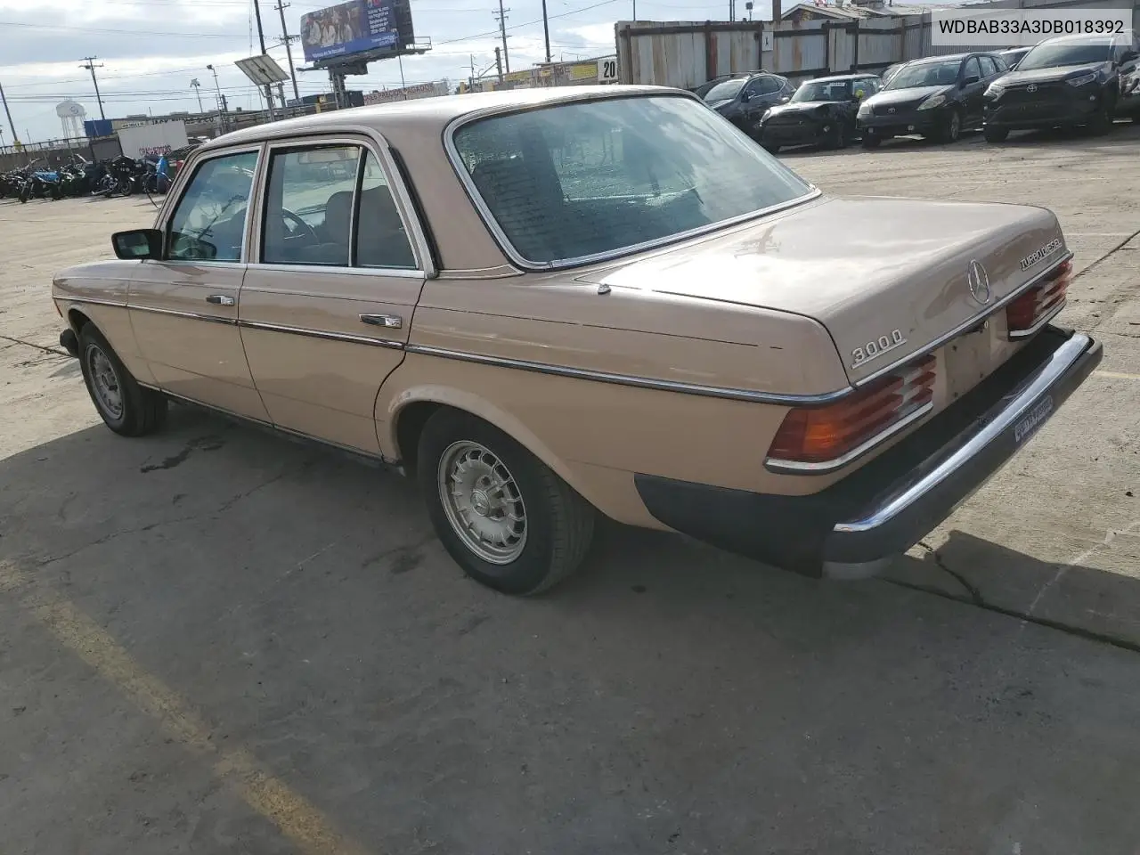 WDBAB33A3DB018392 1983 Mercedes-Benz 300 Dt