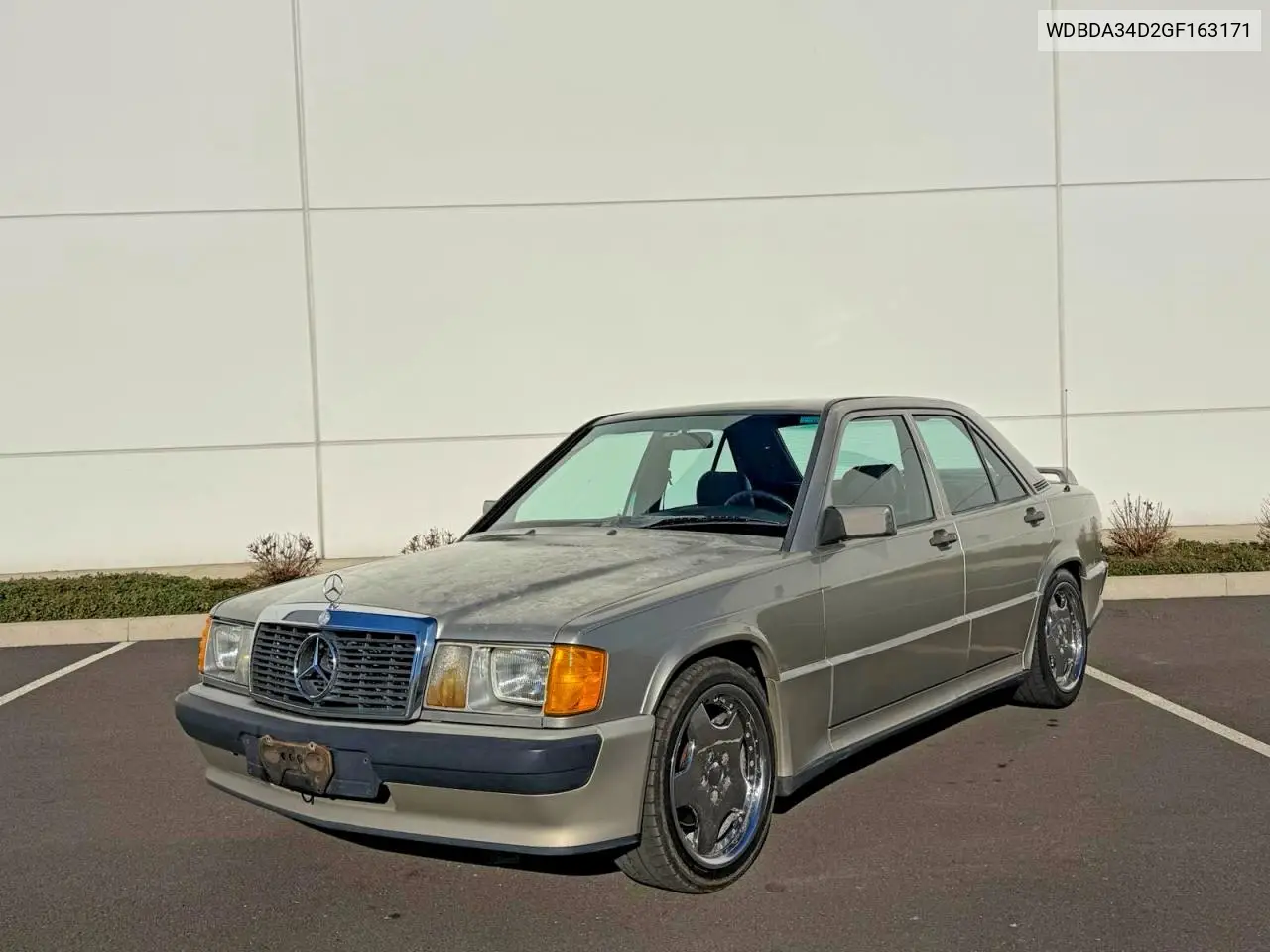 WDBDA34D2GF163171 1986 Mercedes-Benz 190 E 2.3-16