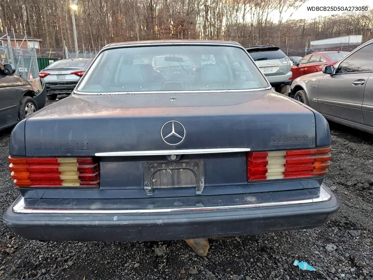 WDBCB25D5GA273050 1986 Mercedes-Benz 300 Sdl