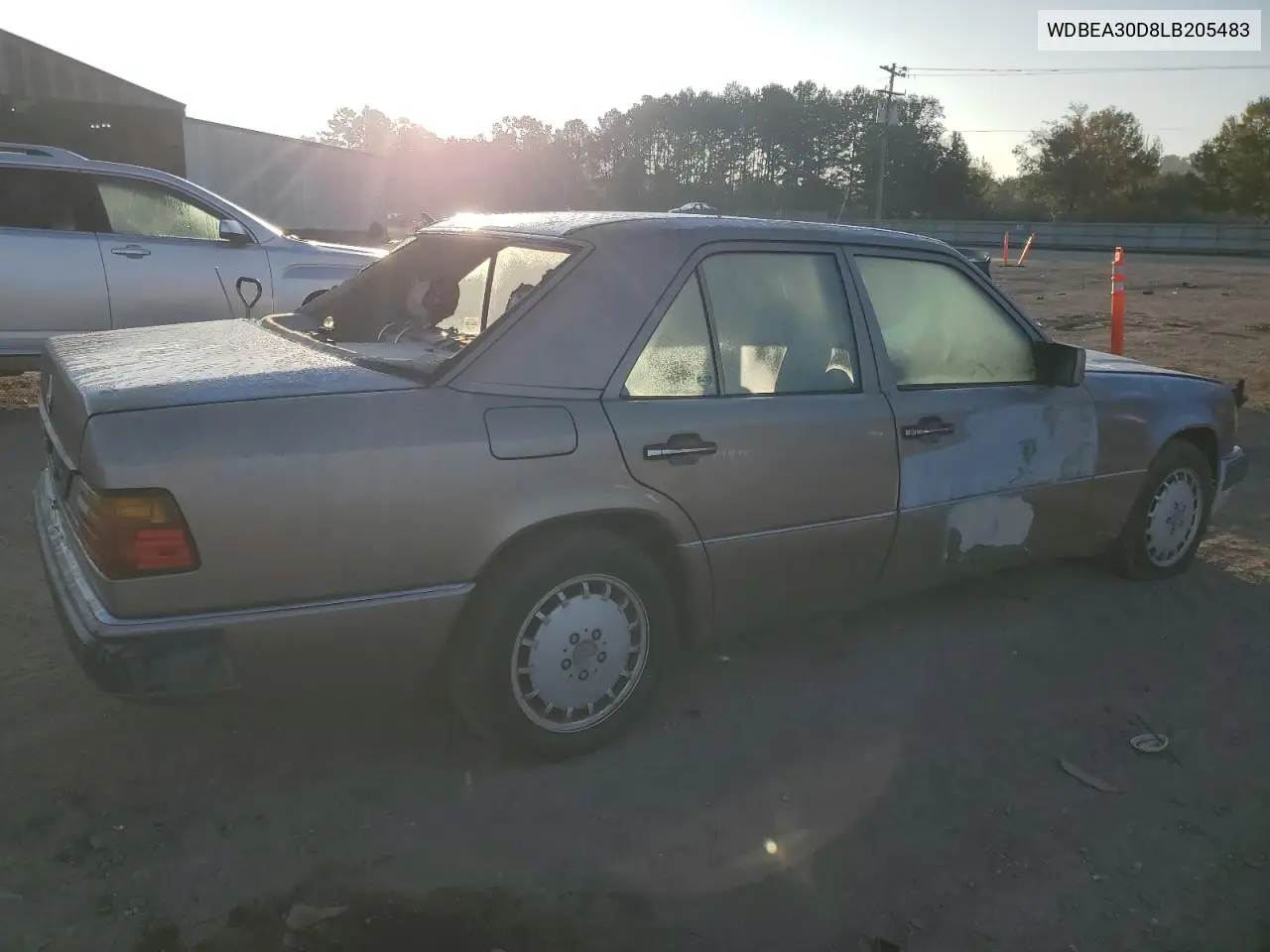 WDBEA30D8LB205483 1990 Mercedes-Benz 300 E