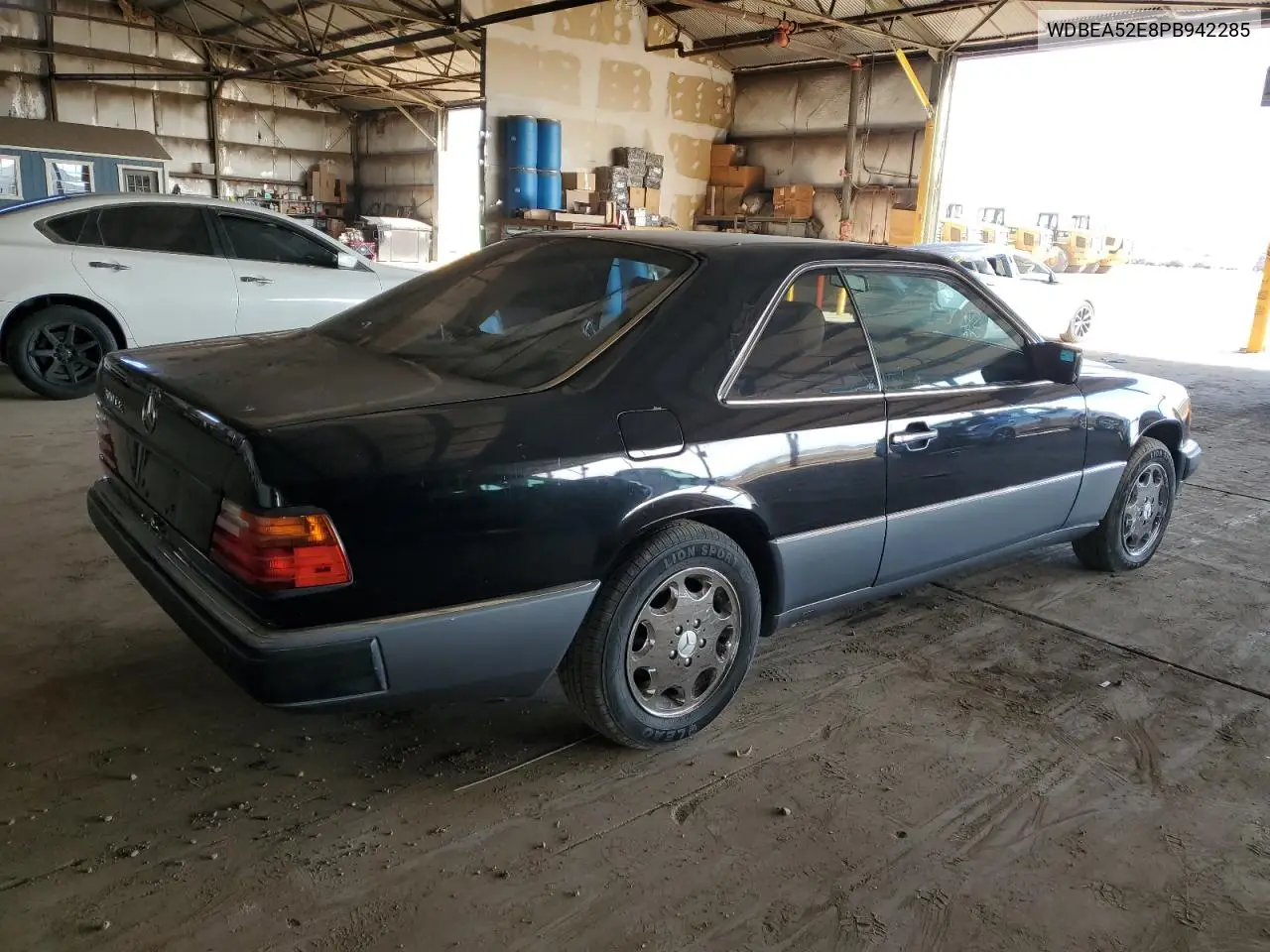WDBEA52E8PB942285 1993 Mercedes-Benz 300 Ce