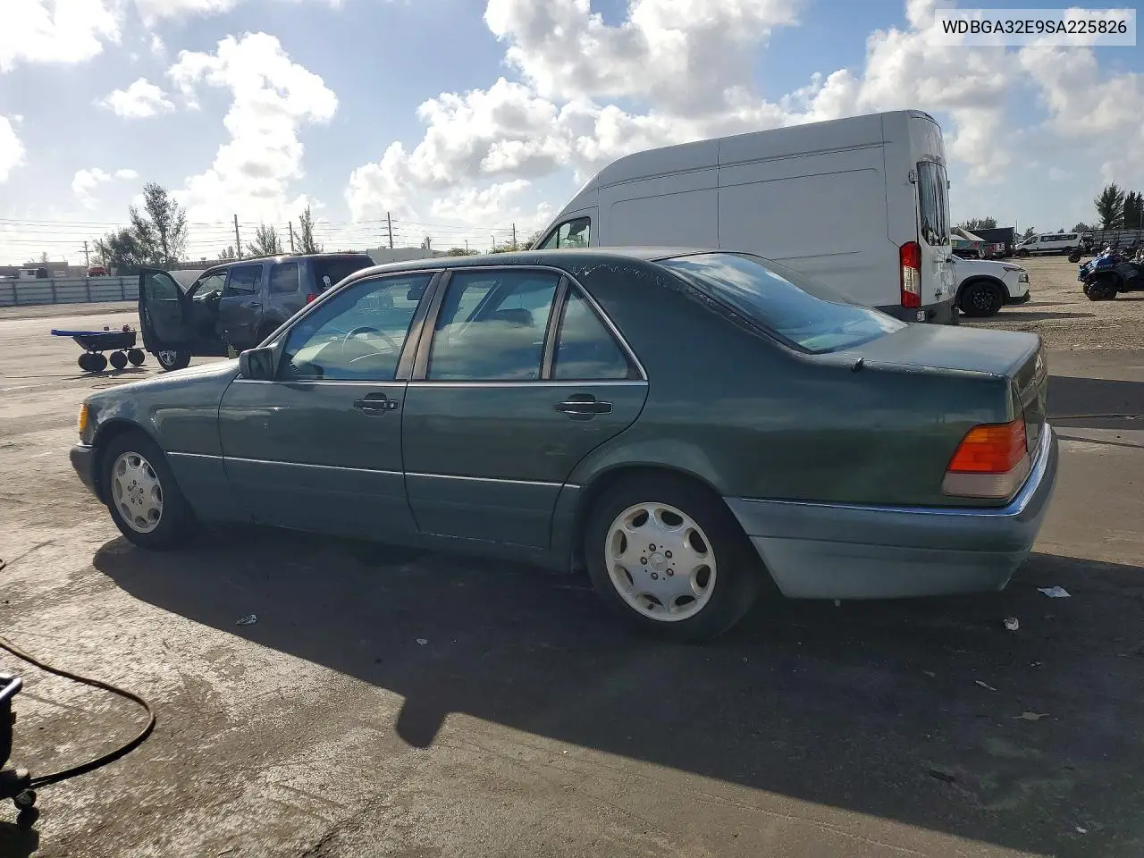 1995 Mercedes-Benz S 320W VIN: WDBGA32E9SA225826 Lot: 79721505