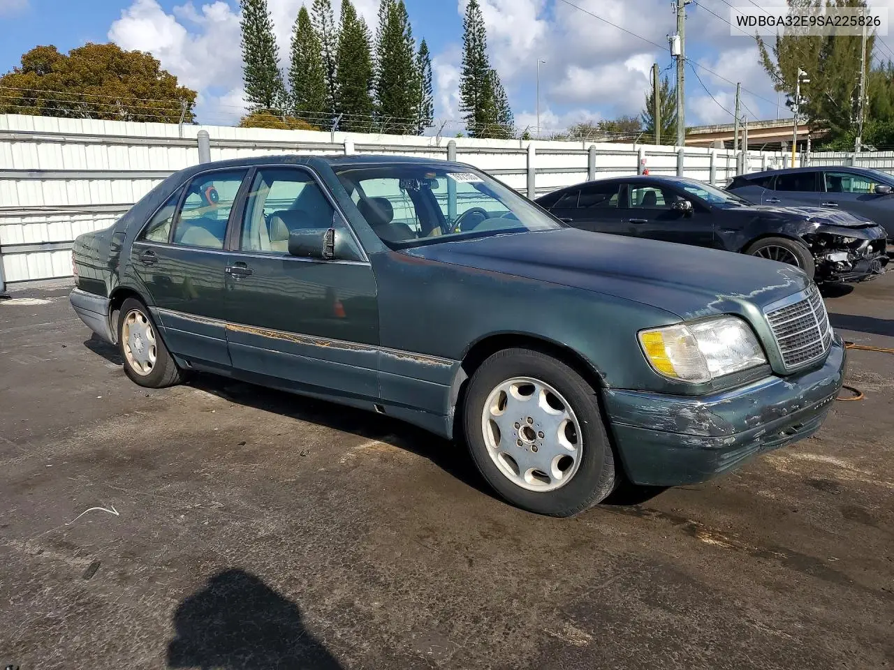 1995 Mercedes-Benz S 320W VIN: WDBGA32E9SA225826 Lot: 79721505