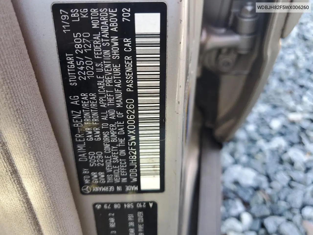 WDBJH82F5WX006260 1998 Mercedes-Benz E 320 4Matic