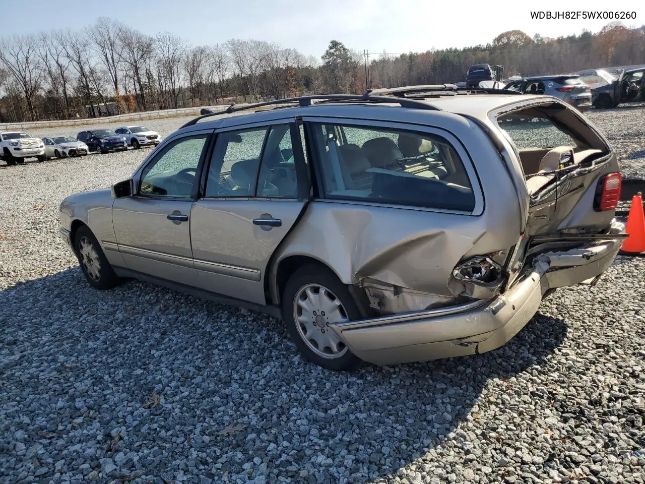WDBJH82F5WX006260 1998 Mercedes-Benz E 320 4Matic