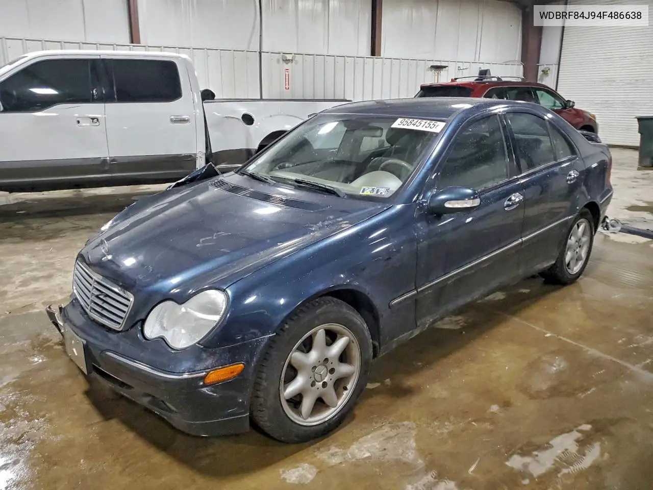 WDBRF84J94F486638 2004 Mercedes-Benz C 320 4Matic