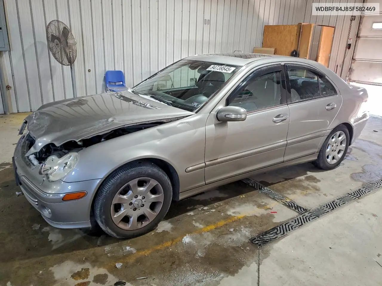 WDBRF84J85F582469 2005 Mercedes-Benz C 320 4Matic
