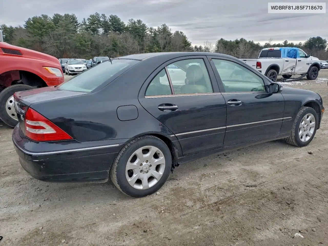 WDBRF81J85F718670 2005 Mercedes-Benz C 240 4Matic
