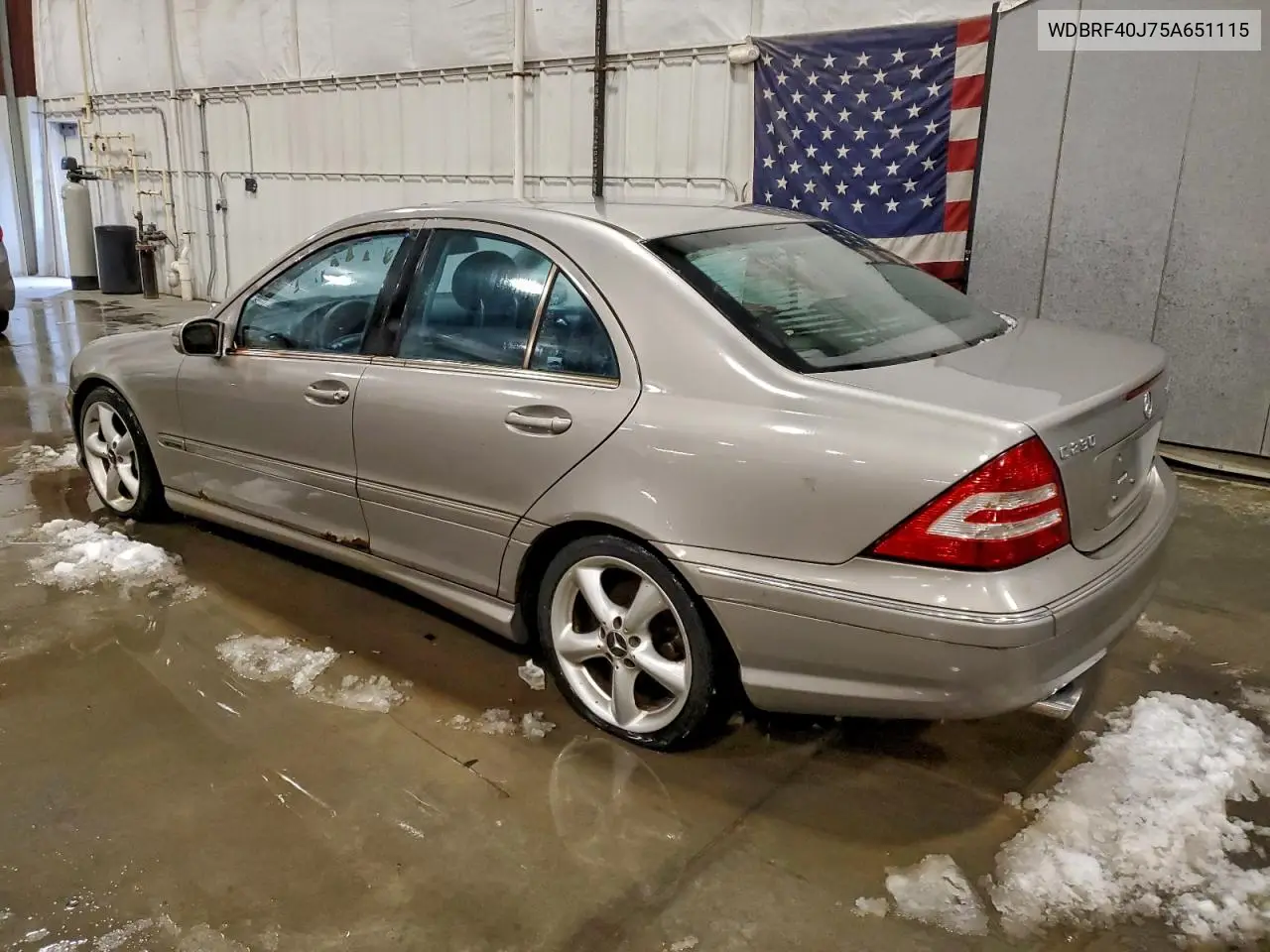 WDBRF40J75A651115 2005 Mercedes-Benz 240-Class