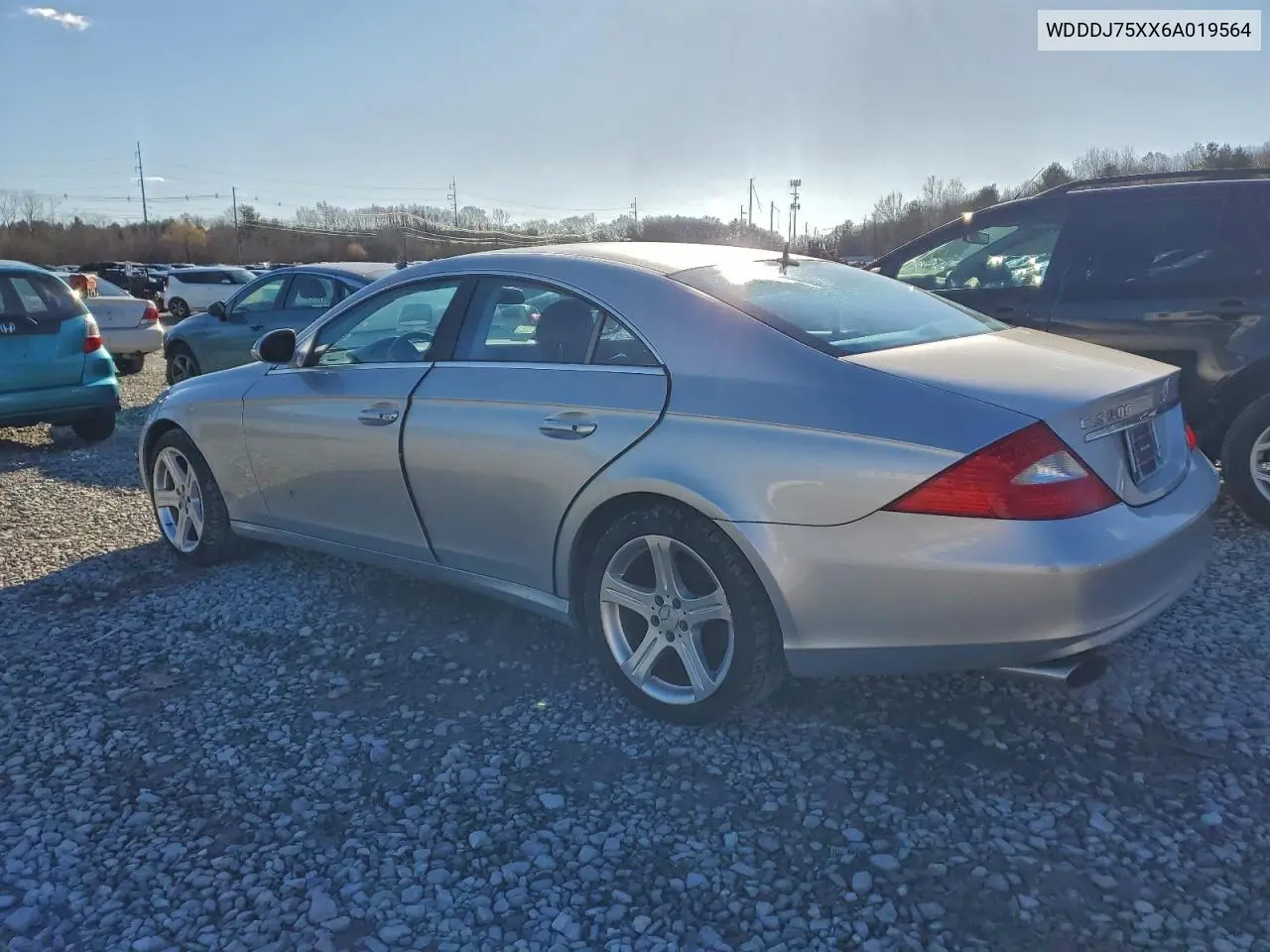 WDDDJ75XX6A019564 2006 Mercedes-Benz Cls 500C
