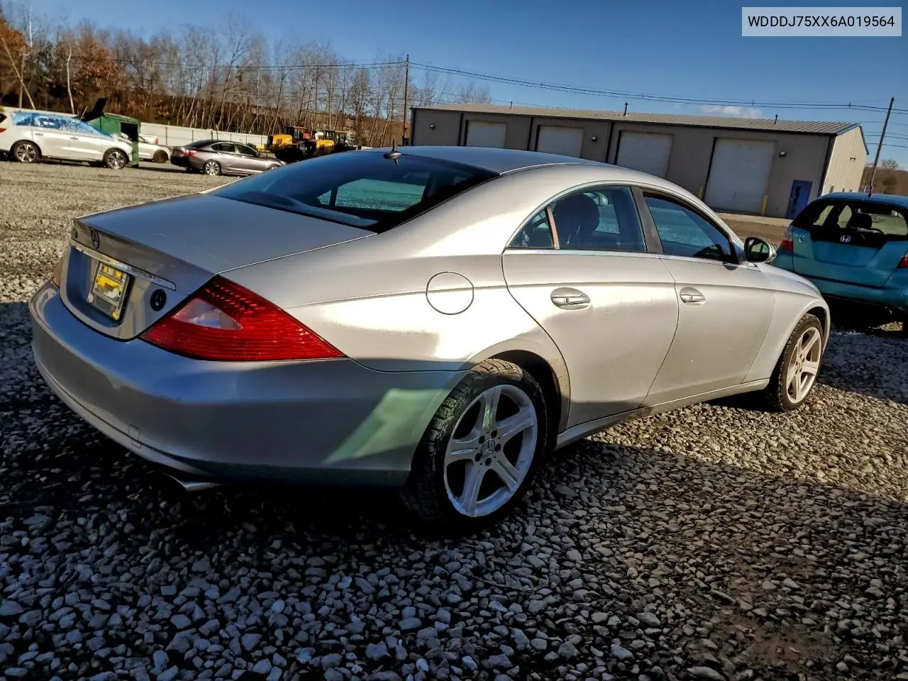 WDDDJ75XX6A019564 2006 Mercedes-Benz Cls 500C