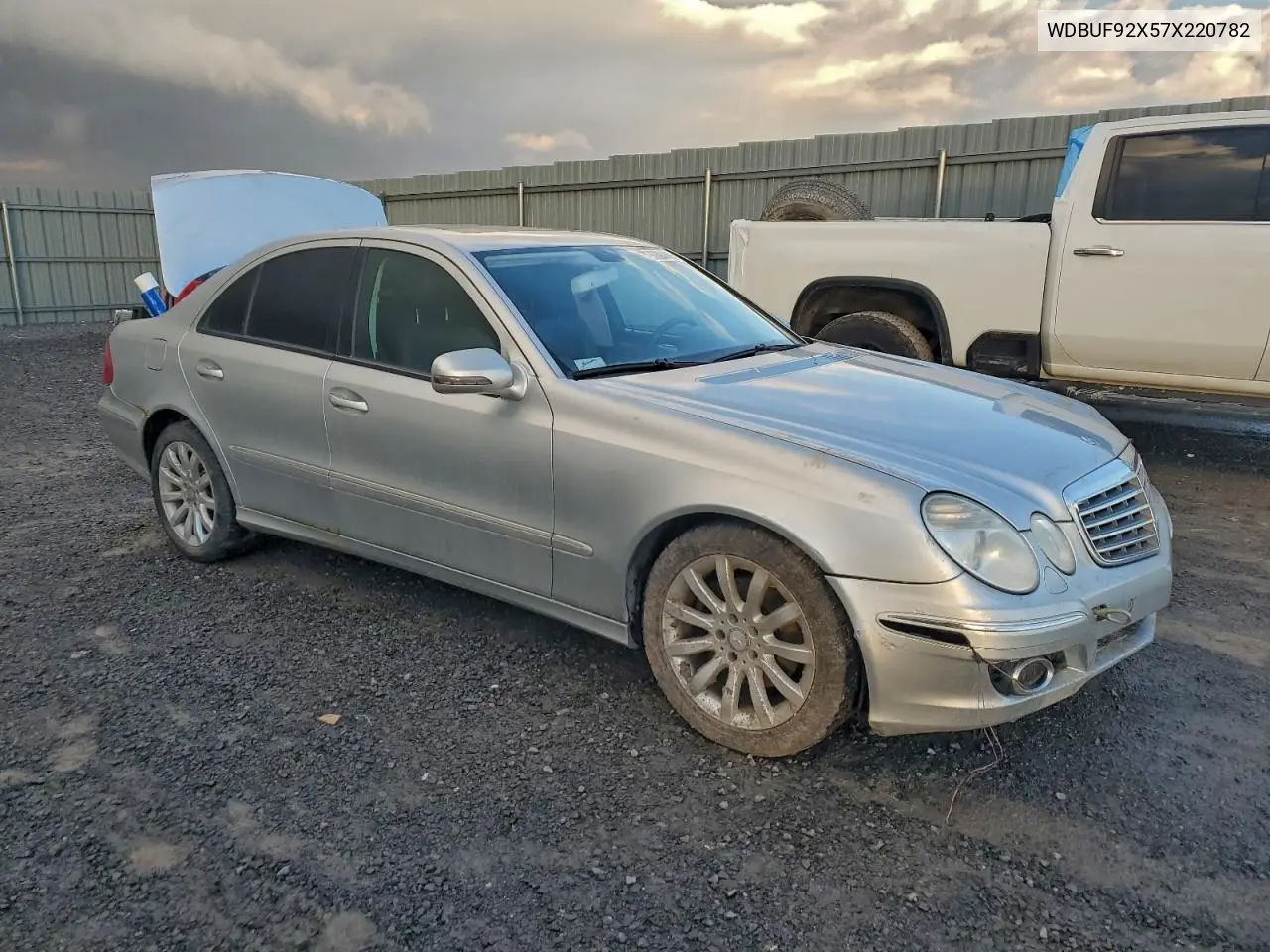 WDBUF92X57X220782 2007 Mercedes-Benz E 280 4Matic