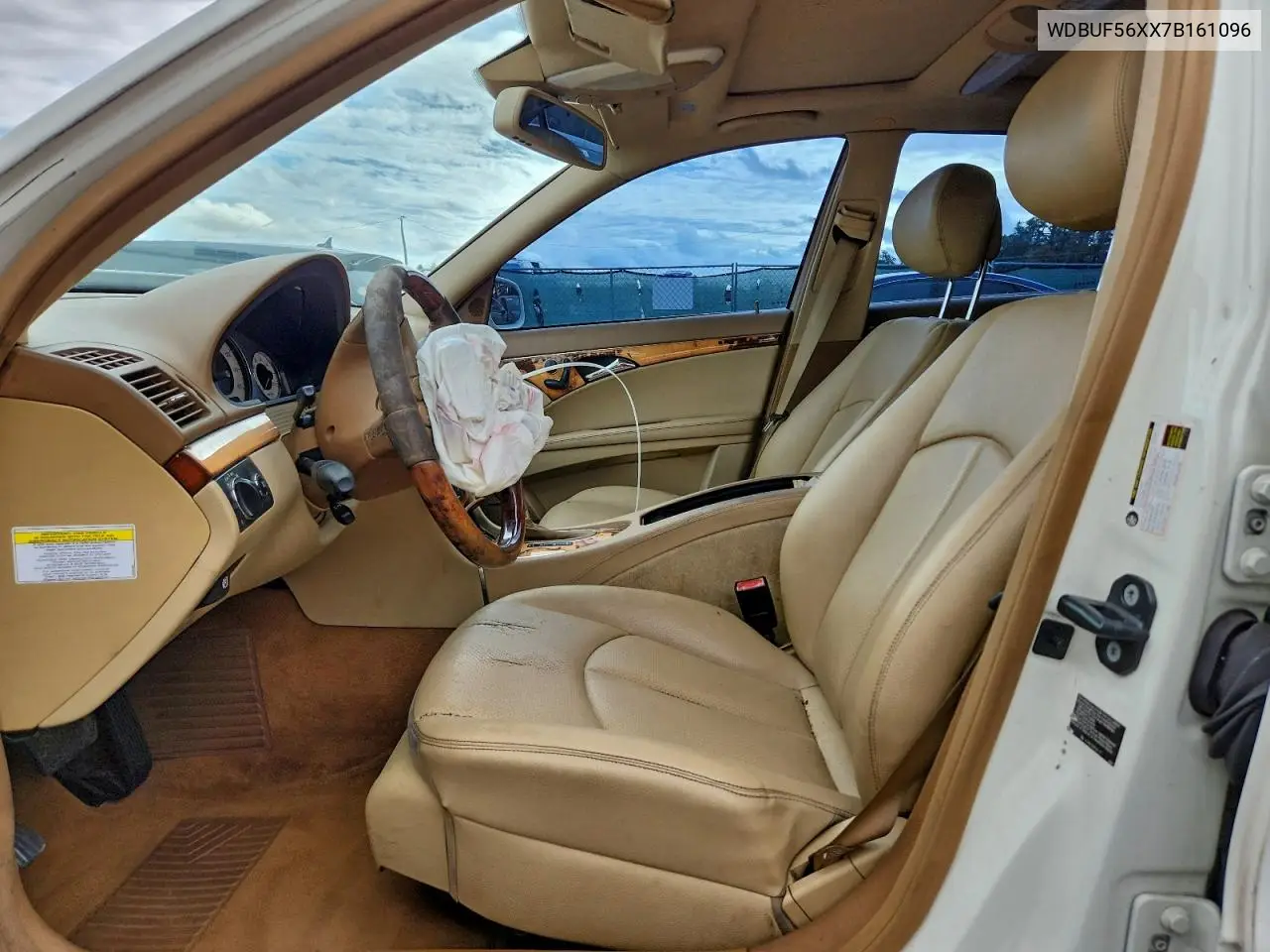 WDBUF56XX7B161096 2007 Mercedes-Benz E 350