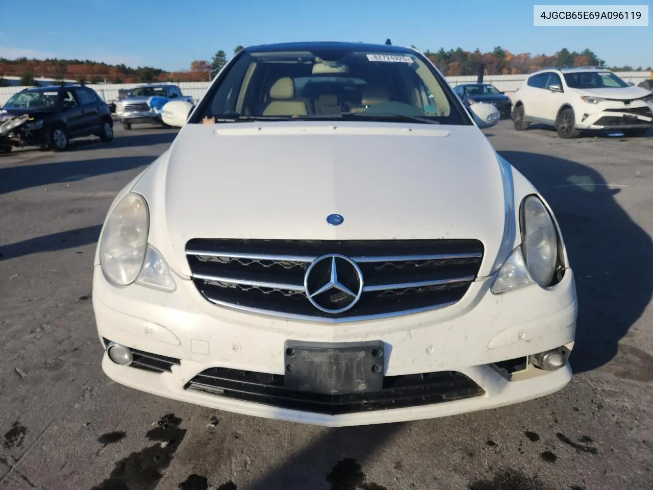 4JGCB65E69A096119 2009 Mercedes-Benz R 350 4Matic