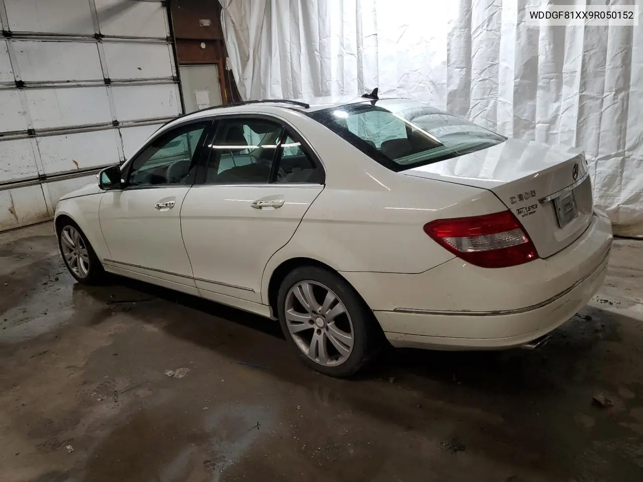 WDDGF81XX9R050152 2009 Mercedes-Benz C 300 4Matic