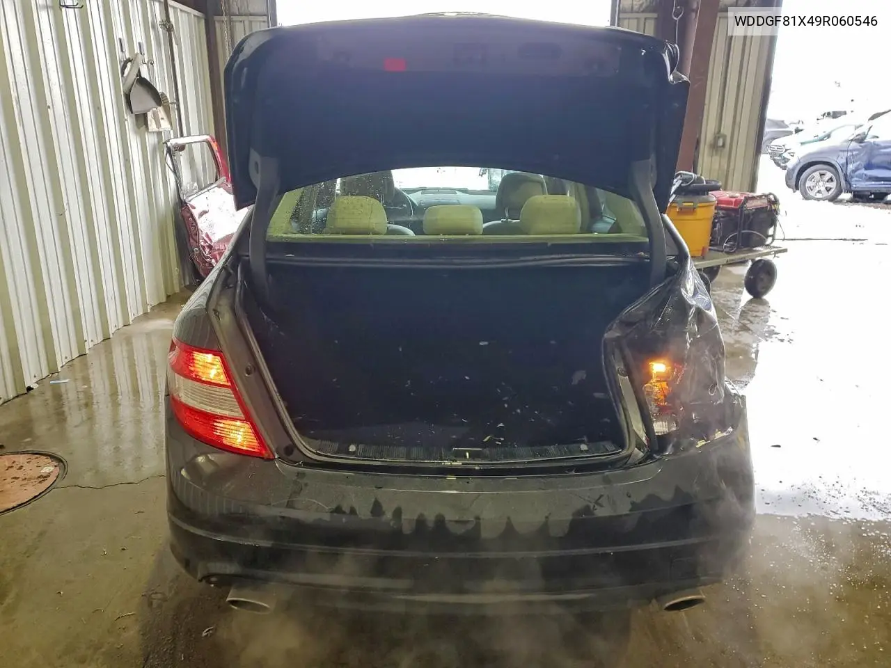 WDDGF81X49R060546 2009 Mercedes-Benz C 300 4Matic