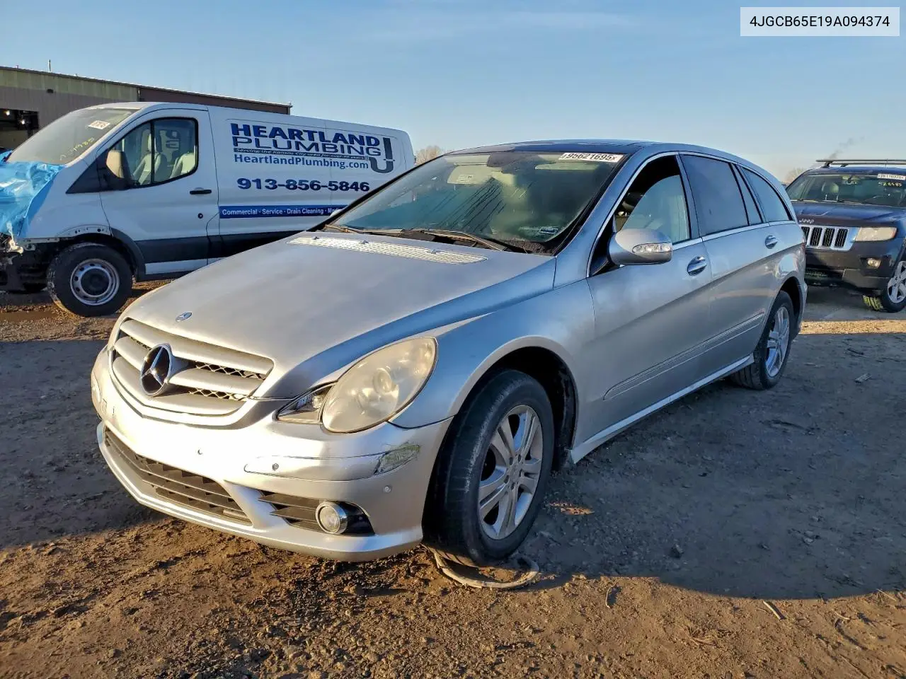 4JGCB65E19A094374 2009 Mercedes-Benz R 350 4Matic