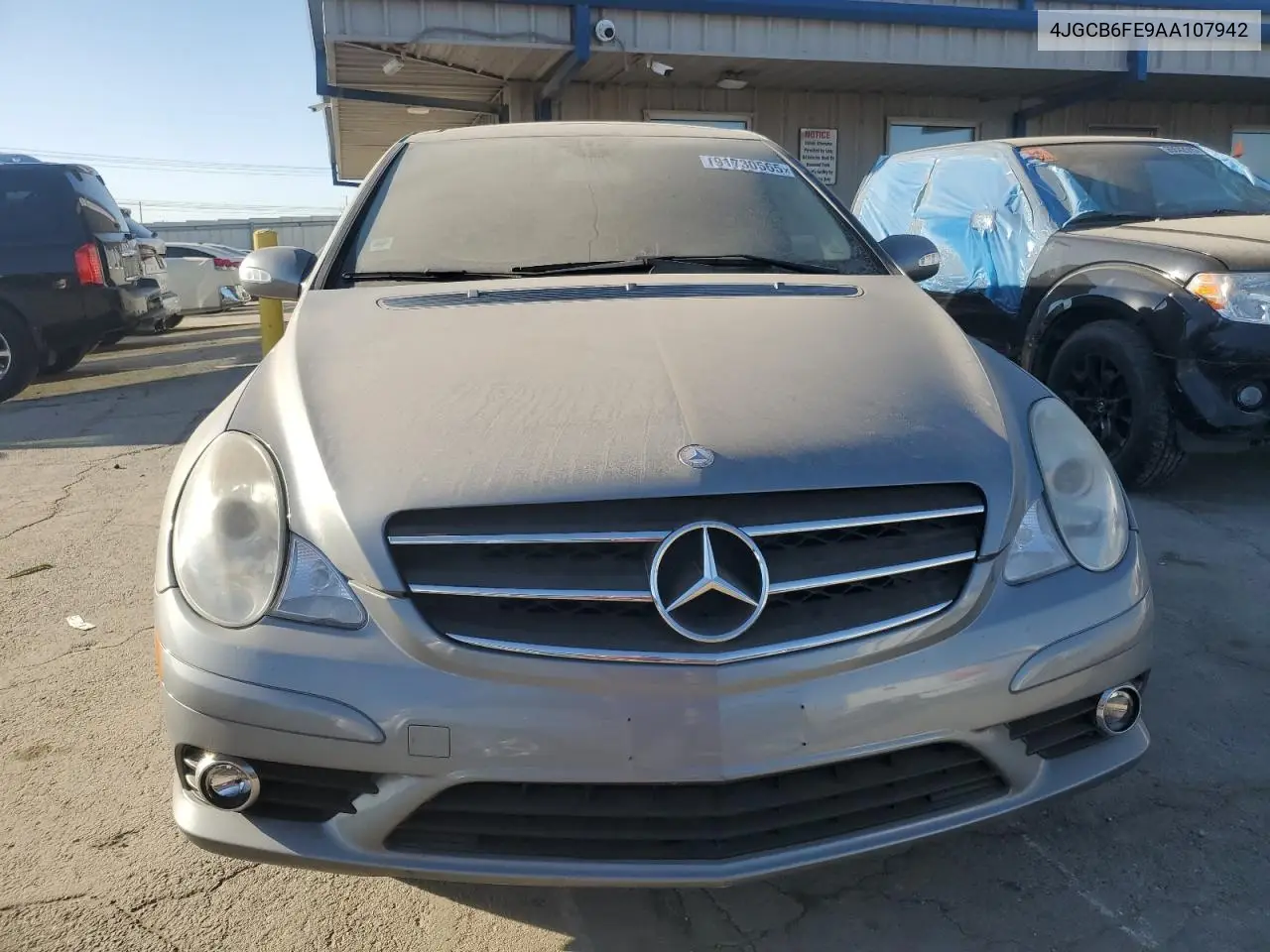 4JGCB6FE9AA107942 2010 Mercedes-Benz R 350 4Matic
