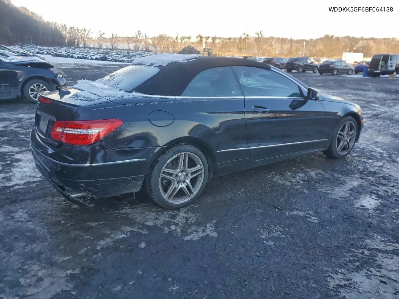 WDDKK5GF6BF064138 2011 Mercedes-Benz E 350