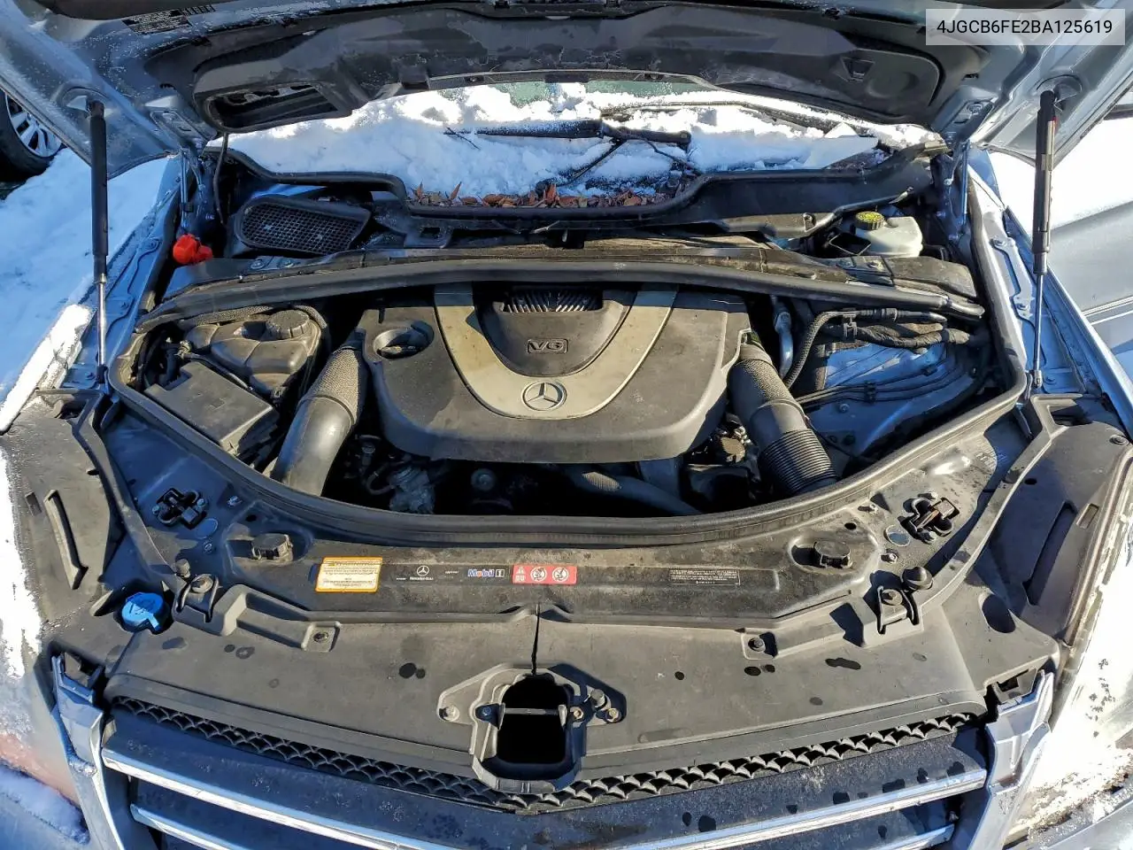 4JGCB6FE2BA125619 2011 Mercedes-Benz R 350 4Matic