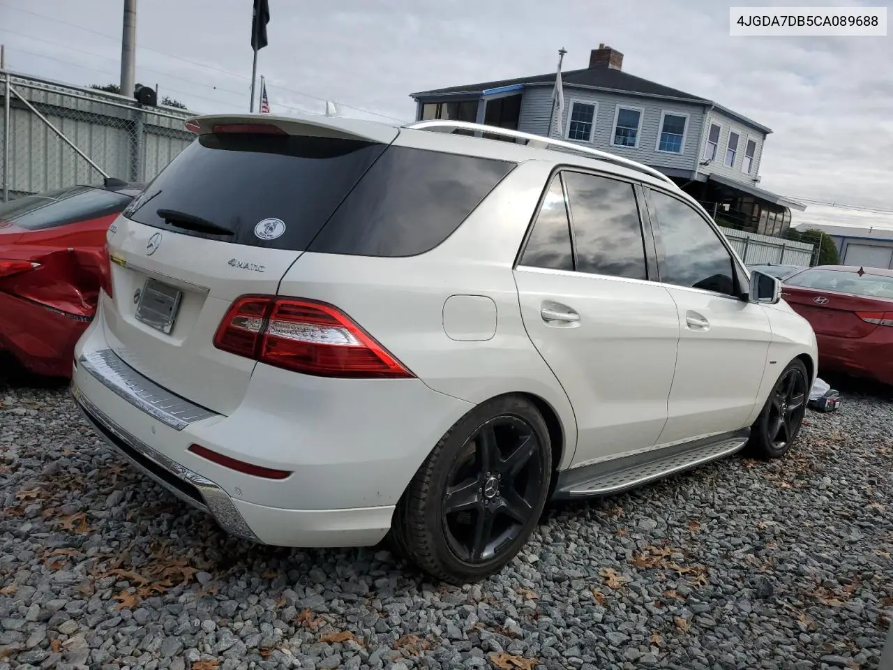 4JGDA7DB5CA089688 2012 Mercedes-Benz Ml 550 4Matic