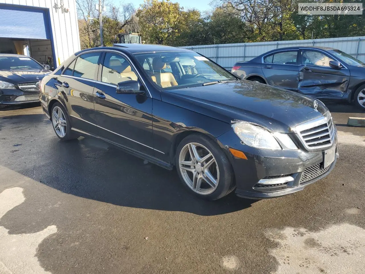 WDDHF8JB5DA695324 2013 Mercedes-Benz E 350 4Matic