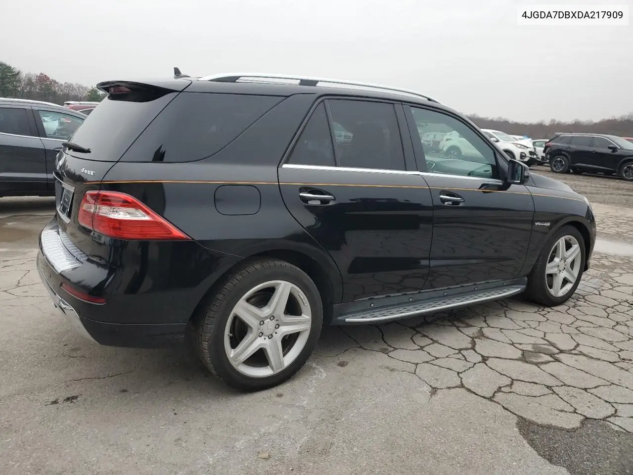 4JGDA7DBXDA217909 2013 Mercedes-Benz Ml 550 4Matic