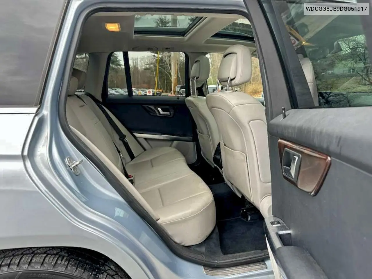 WDCGG8JB9DG051917 2013 Mercedes-Benz Glk 350 4Matic