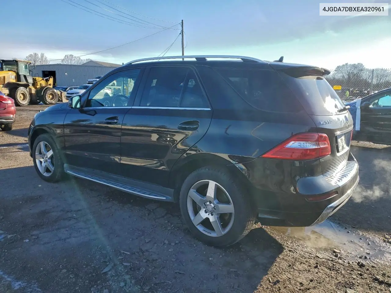 4JGDA7DBXEA320961 2014 Mercedes-Benz Ml 550 4Matic