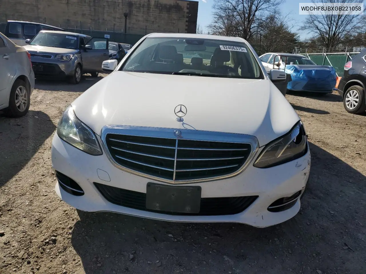 WDDHF8JBXGB221058 2016 Mercedes-Benz E 350 4Matic