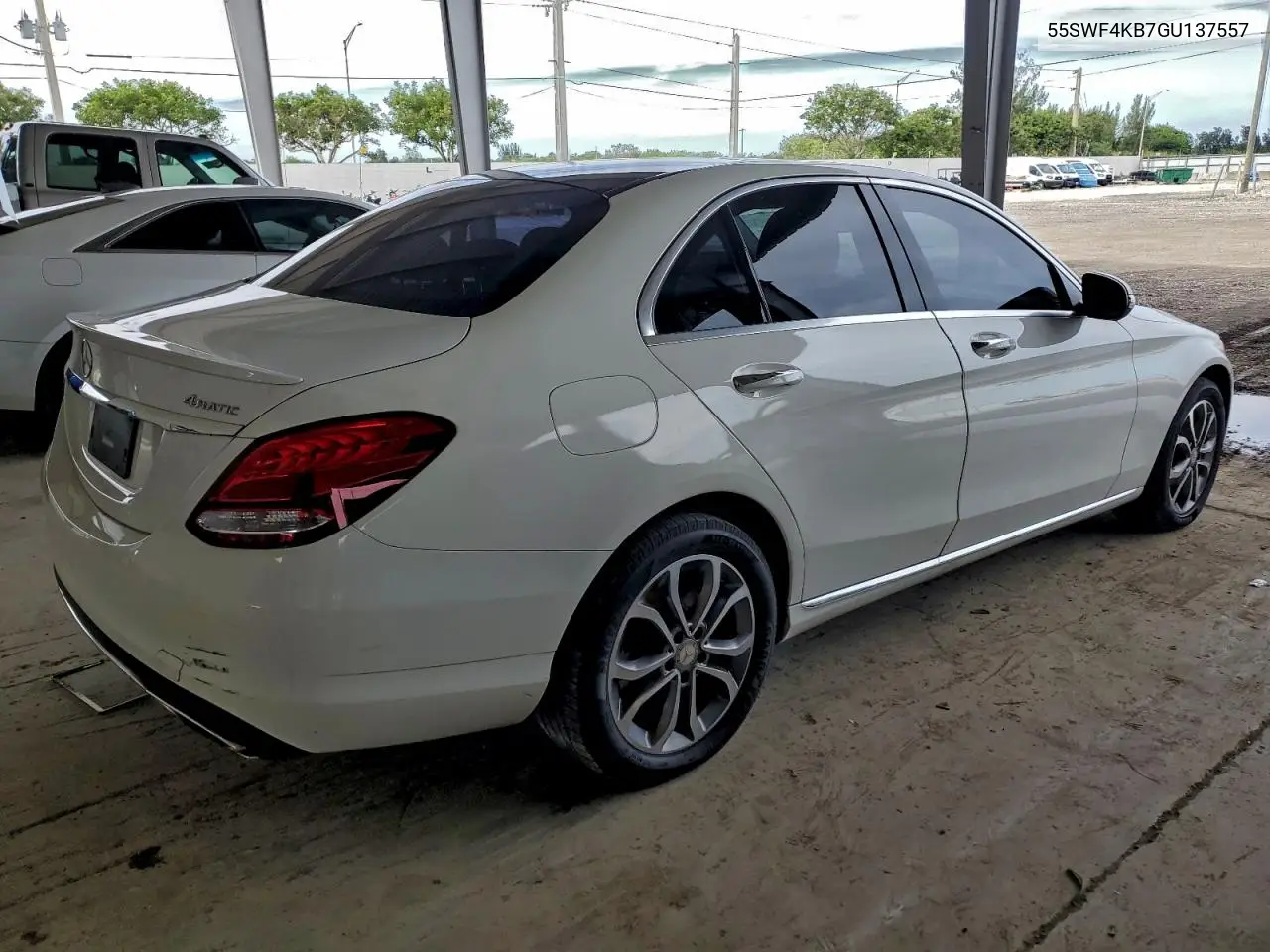 55SWF4KB7GU137557 2016 Mercedes-Benz C 300 4Matic