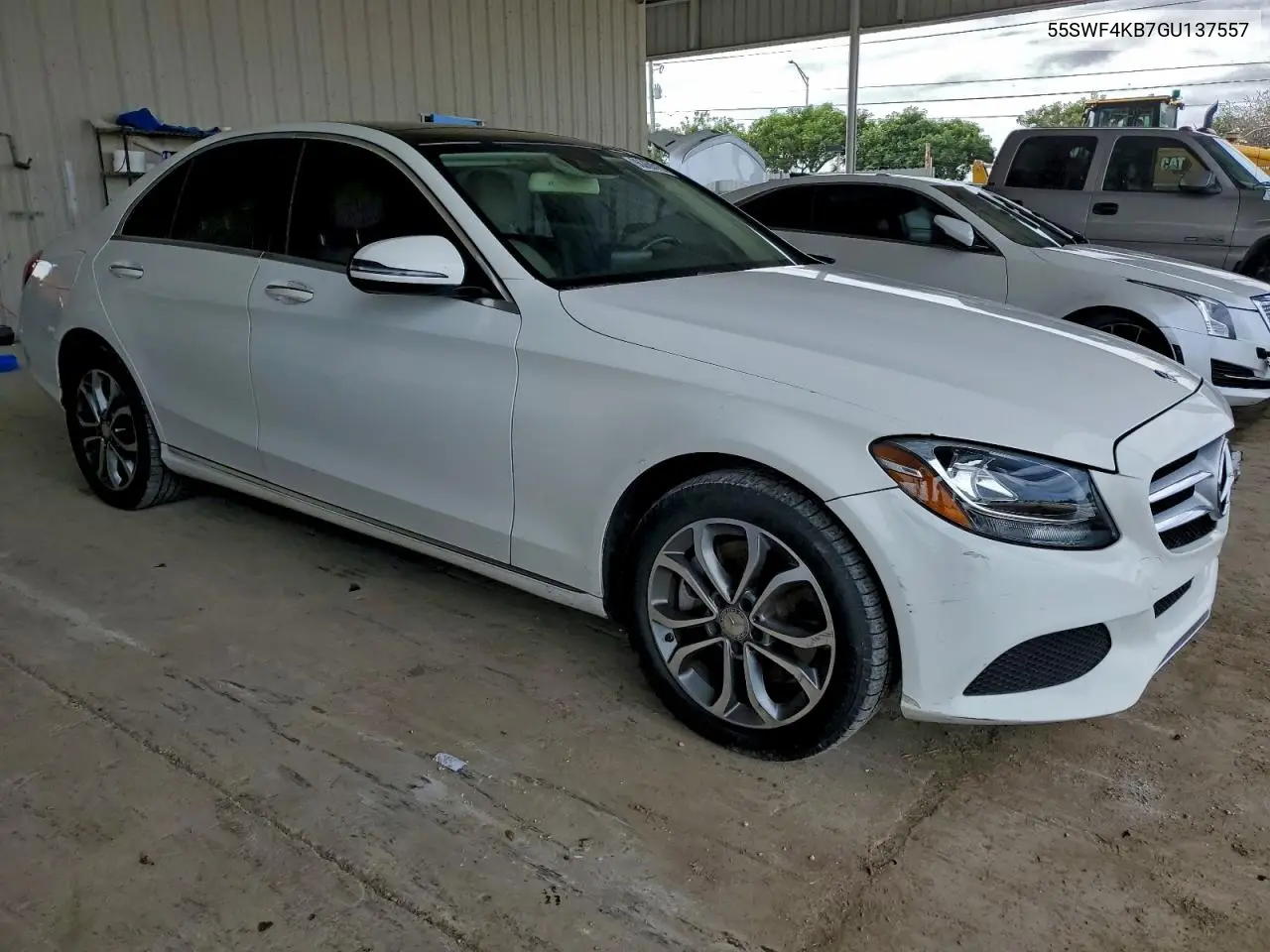 55SWF4KB7GU137557 2016 Mercedes-Benz C 300 4Matic