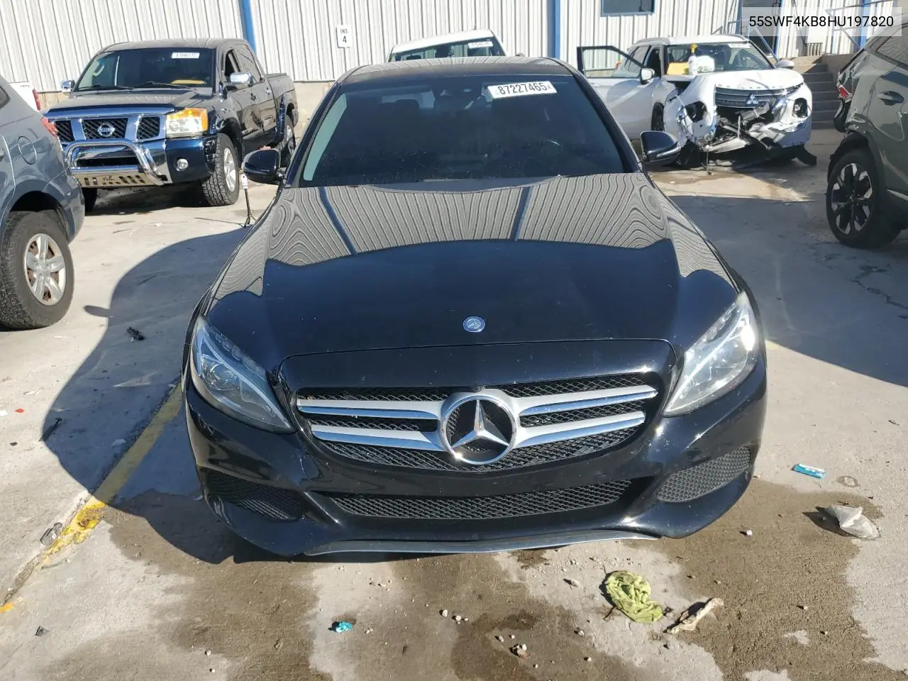 55SWF4KB8HU197820 2017 Mercedes-Benz C 300 4Matic
