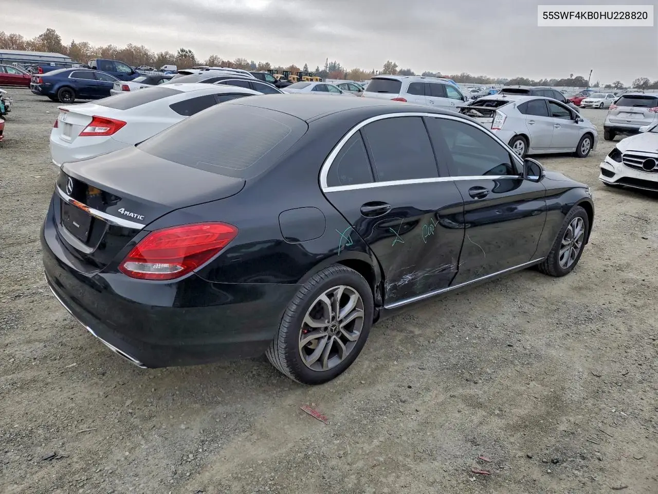 55SWF4KB0HU228820 2017 Mercedes-Benz C 300 4Matic