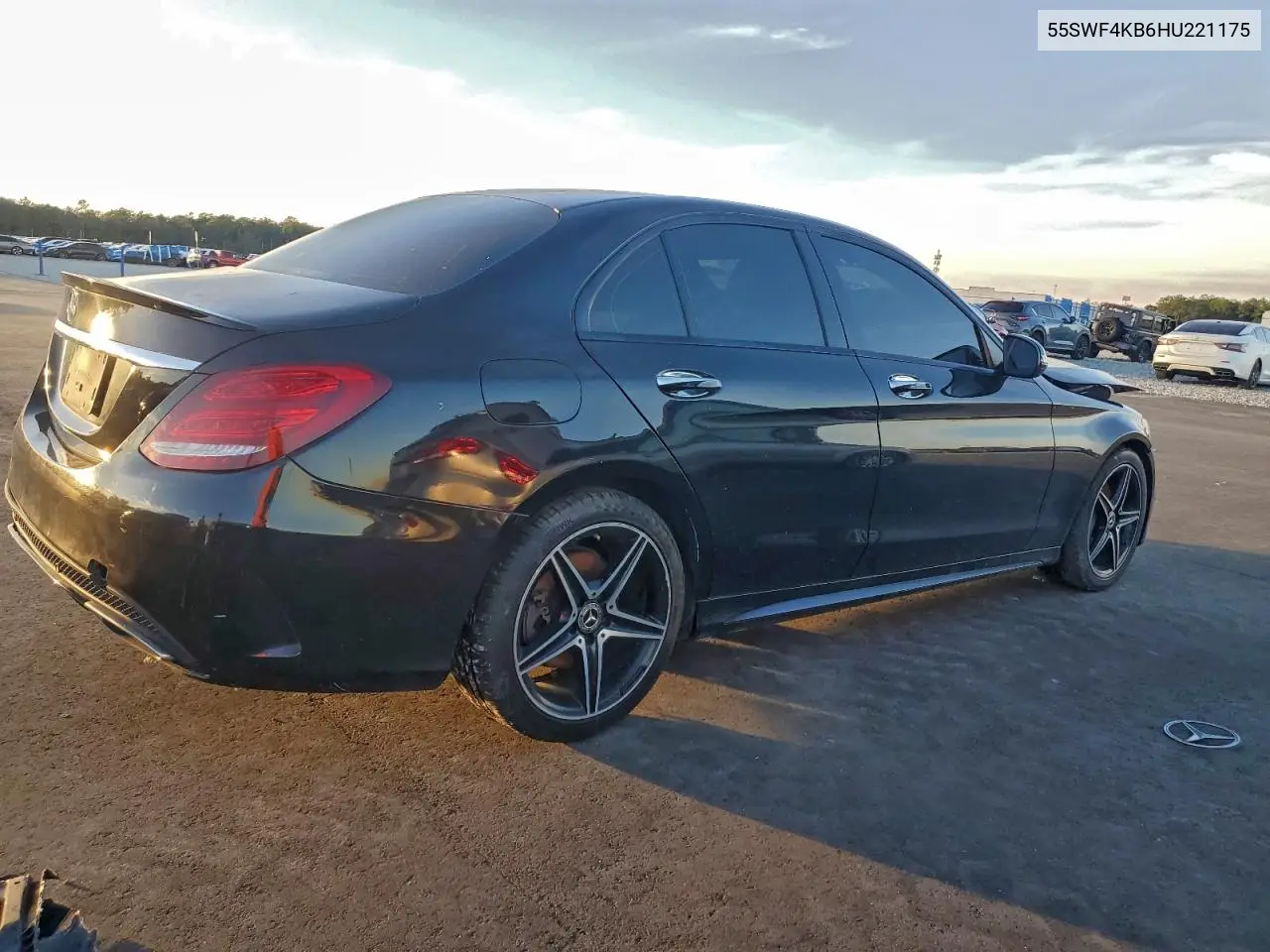 55SWF4KB6HU221175 2017 Mercedes-Benz C 300 4Matic