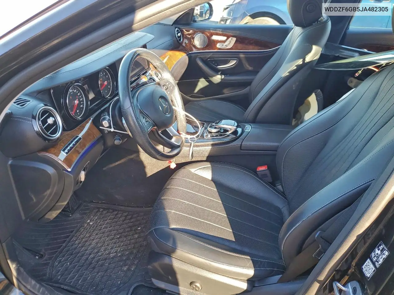 WDDZF6GB5JA482305 2018 Mercedes-Benz E 400 4Matic