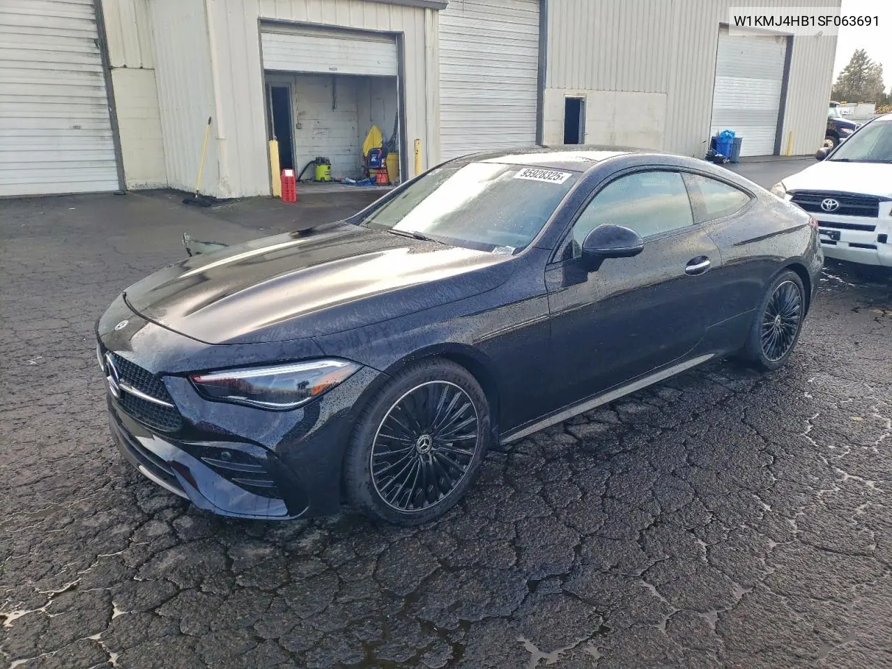 W1KMJ4HB1SF063691 2025 Mercedes-Benz Cle 300 4Matic