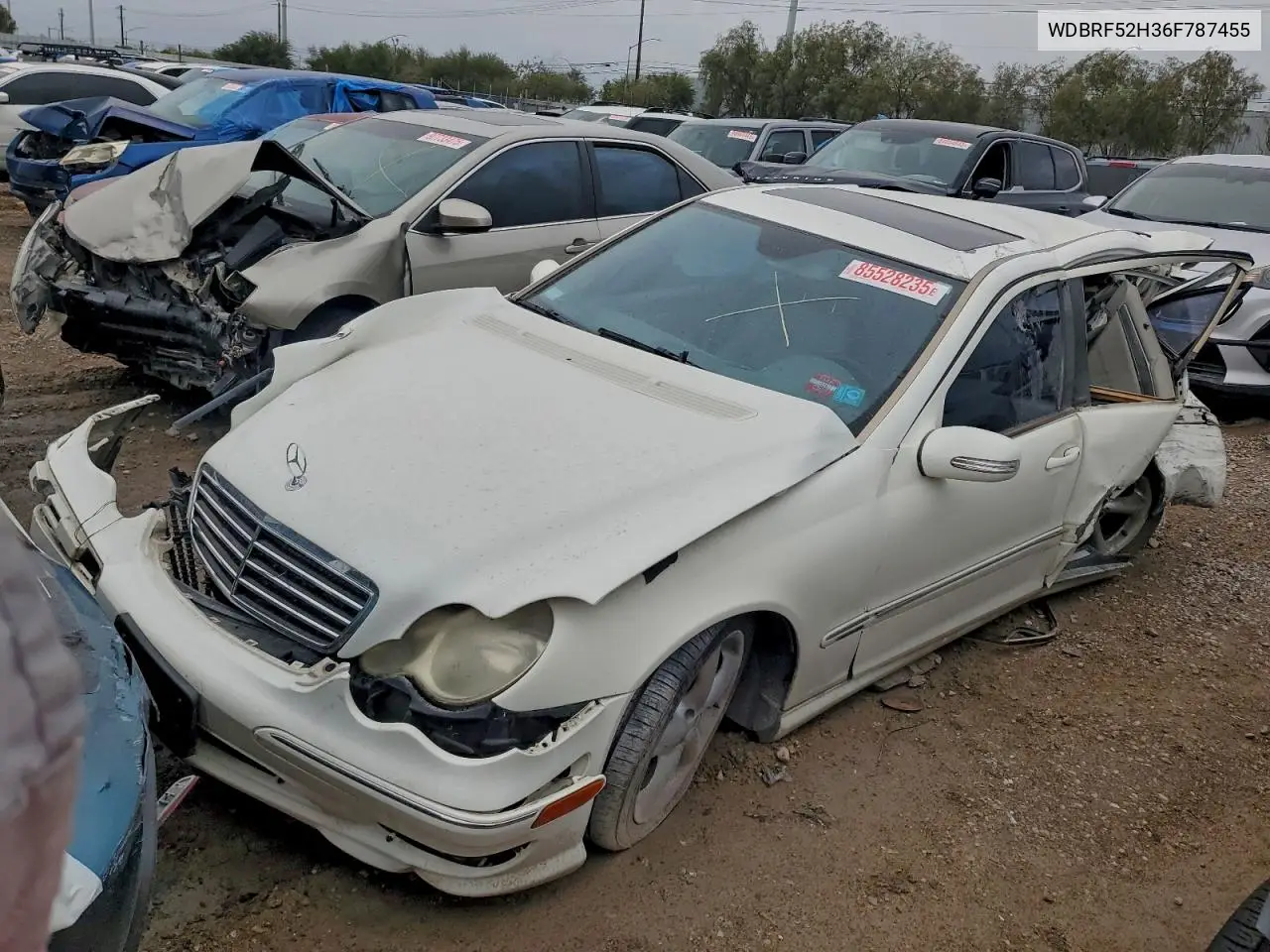 WDBRF52H36F787455 2006 Mercedes-Benz C 230